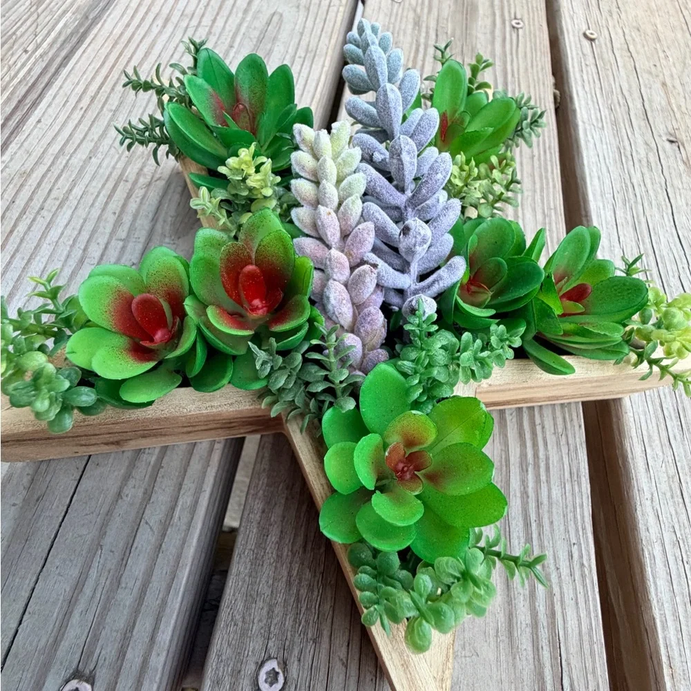 Wooden‎ Star Faux Succulent Arrangement Boho Farmhouse Décor 12”